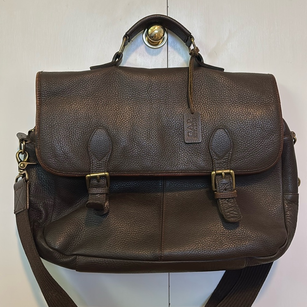 Gap leather messanger bag